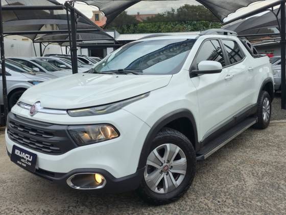 FIAT TORO 1.8 16V EVO FLEX FREEDOM AT6 FIAT TORO 1.8 16V EVO FLEX FREEDOM AT6